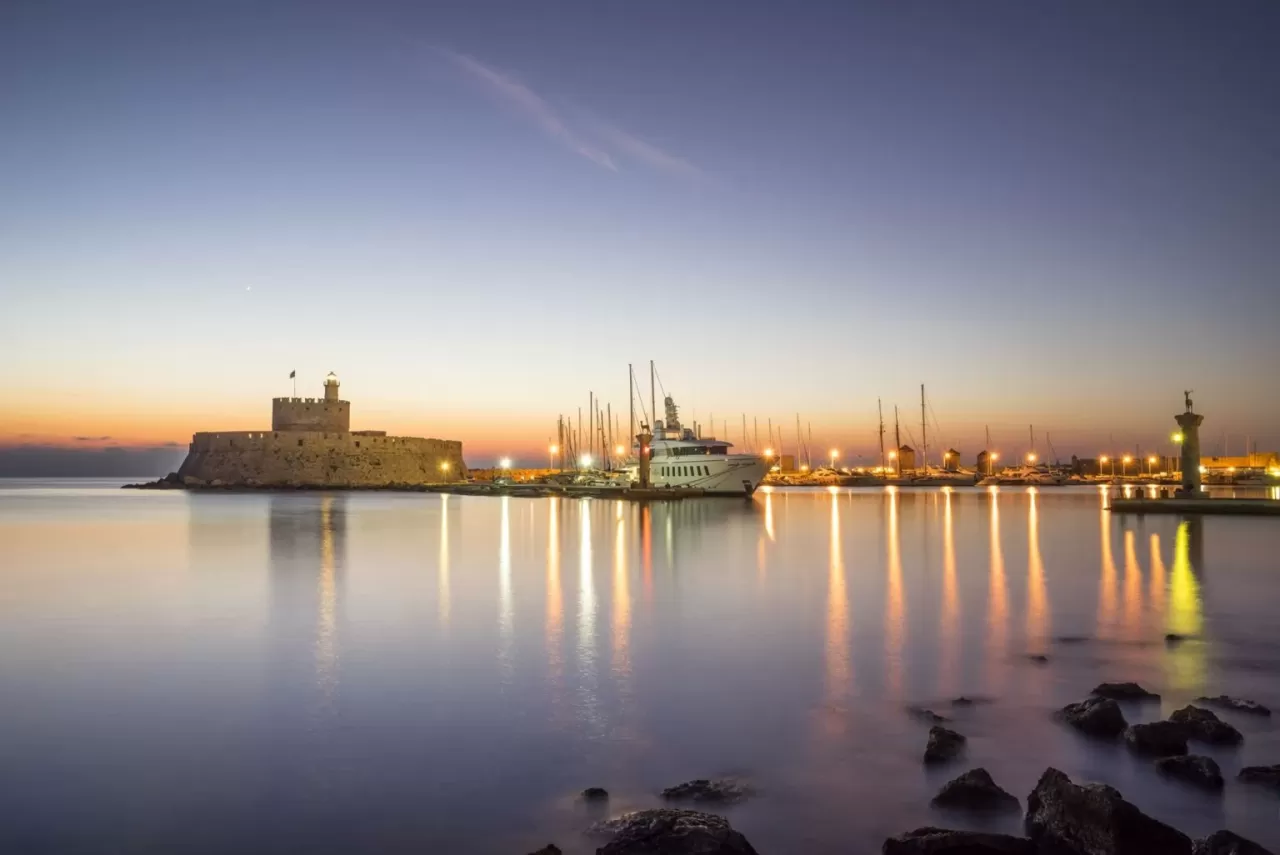 Marmarislilere Yunanistan Vizesi Almak Kolaylaştı!